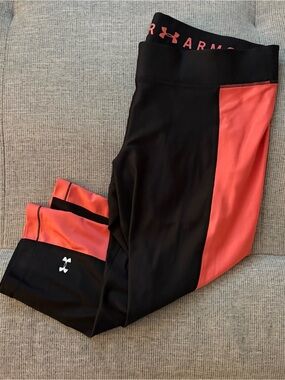 Under Armour Women’s Cropped Colorblock Compression Leggings, XXL